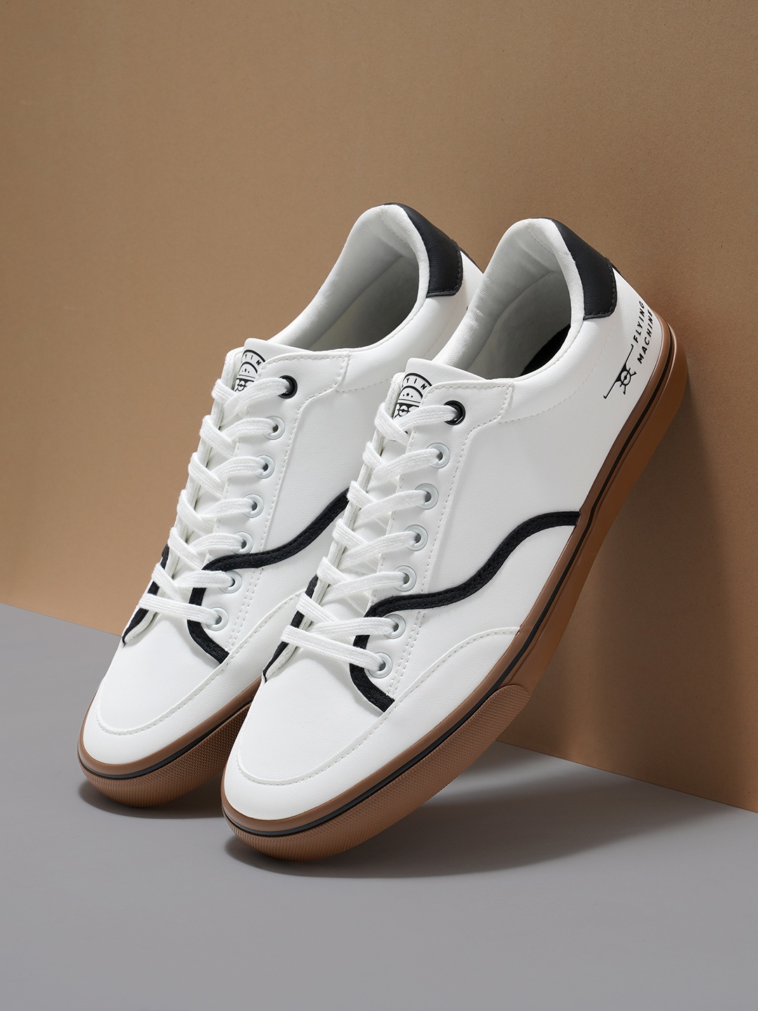 

Flying Machine Men Contrast Sole Sneakers, Off white