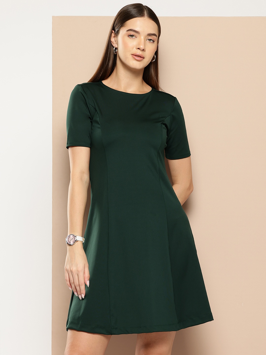 

Chemistry Solid A-Line Dress, Green