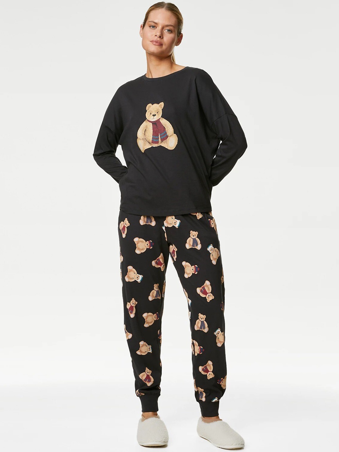 

Marks & Spencer Bear Family Christmas Printed Pure Cotton Night suit, Black