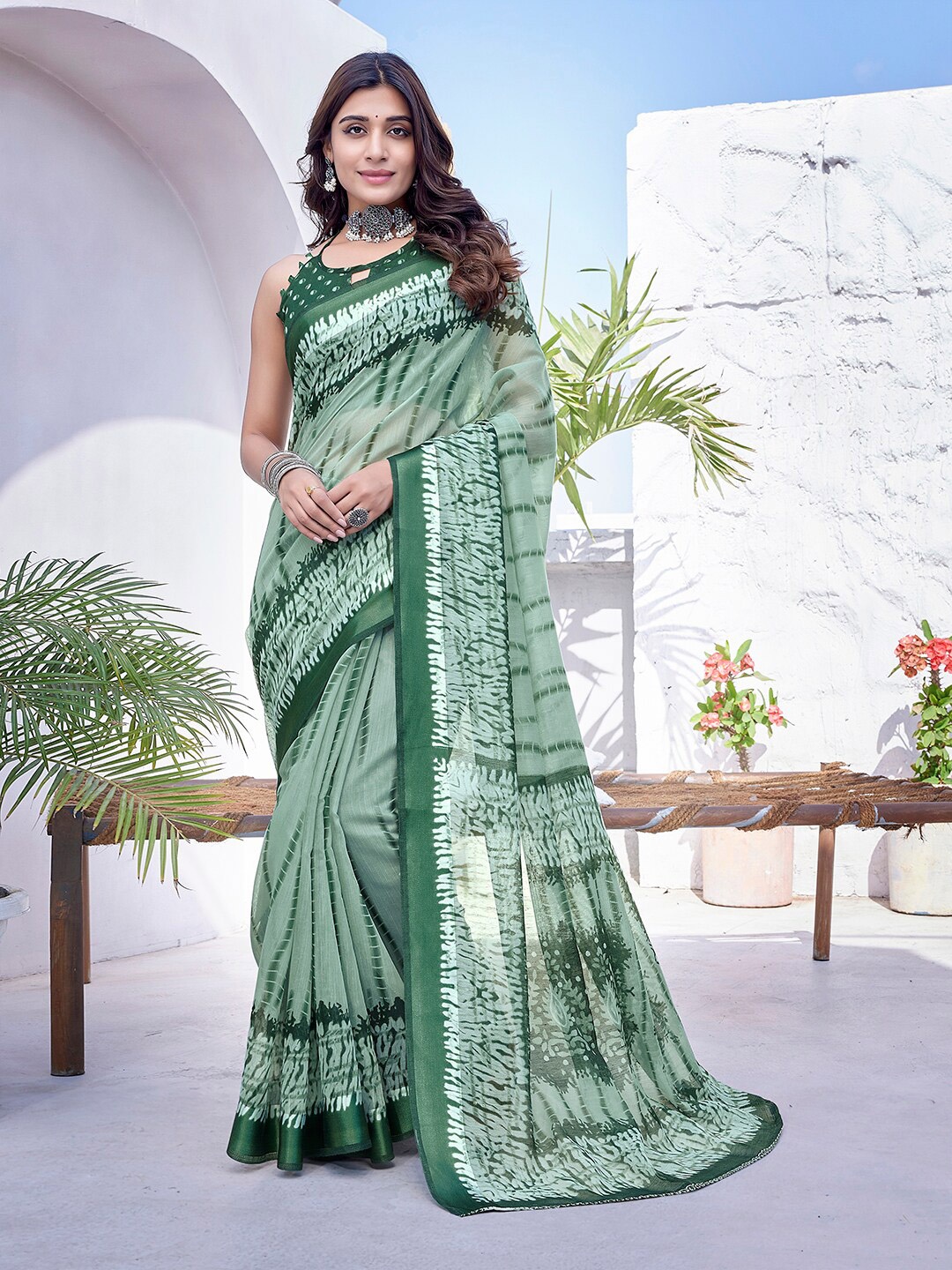 

KALINI Abstract Printed Leheriya Saree, Green