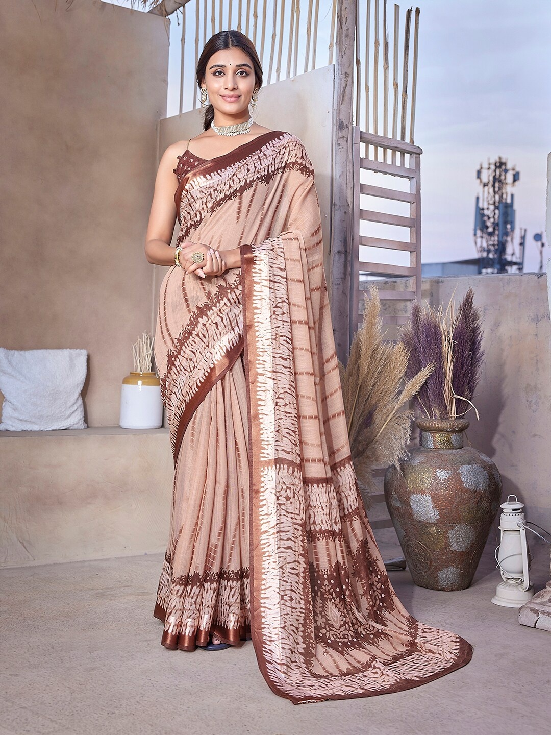 

KALINI Tie And Dye Printed Leheriya Saree, Brown