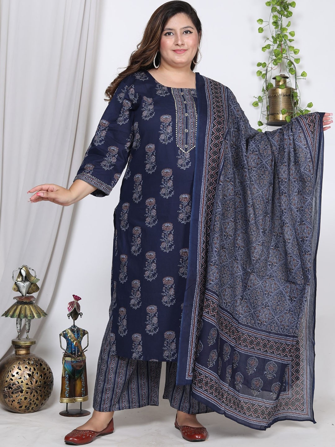 

KALINI Plus Size Floral Printed Sequinned Pure Cotton Kurta With Trousers & Dupatta, Navy blue