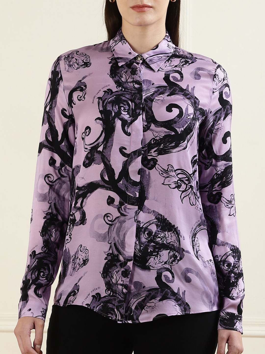 

Versace Jeans Couture Abstract Printed Casual Shirt, Purple