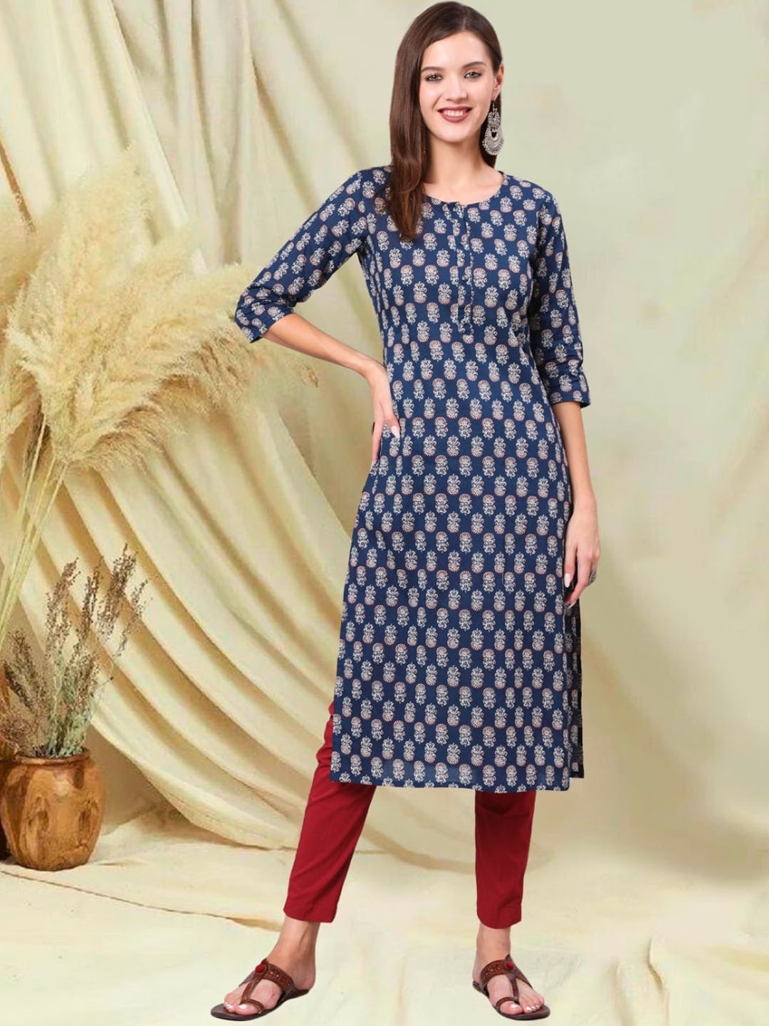 

Nayo Floral Printed Cotton Straight Kurta, Blue