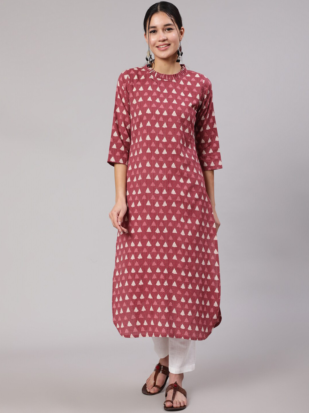 

Nayo Geometric Printed Cotton Straight Kurta, Mauve