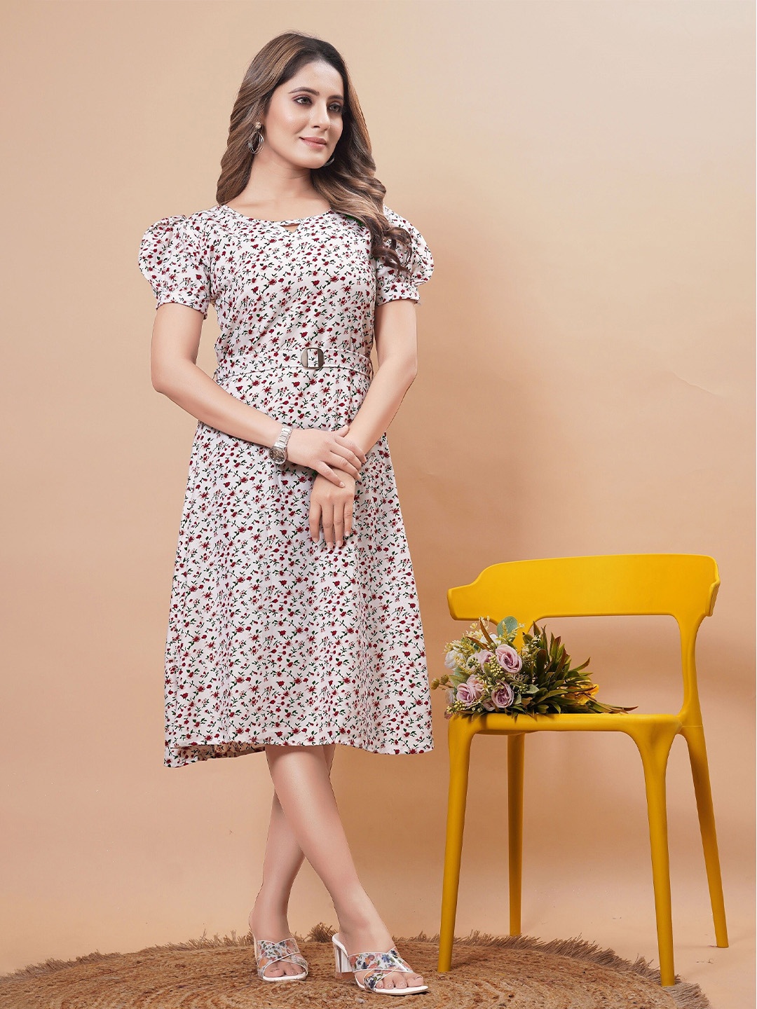 

BAESD Floral Printed Keyhole Neck Georgette Fit & Flare Dress, White