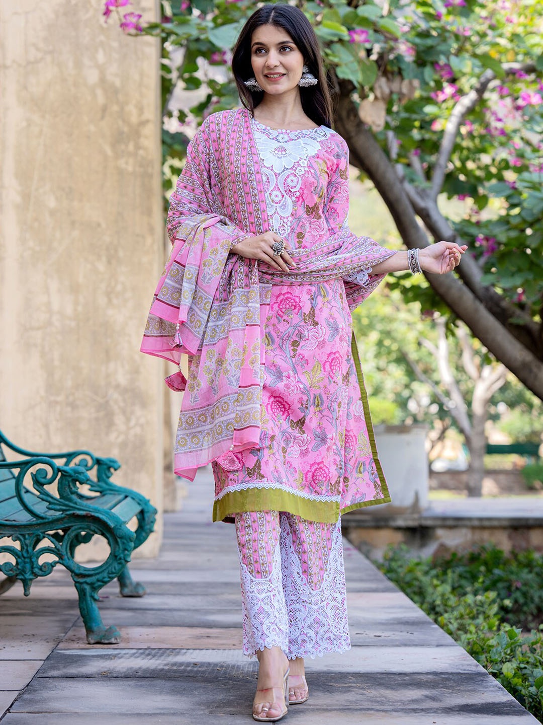 

Yufta Floral Printed Regular Pure Cotton Kurta With Trousers & Dupatta, Pink