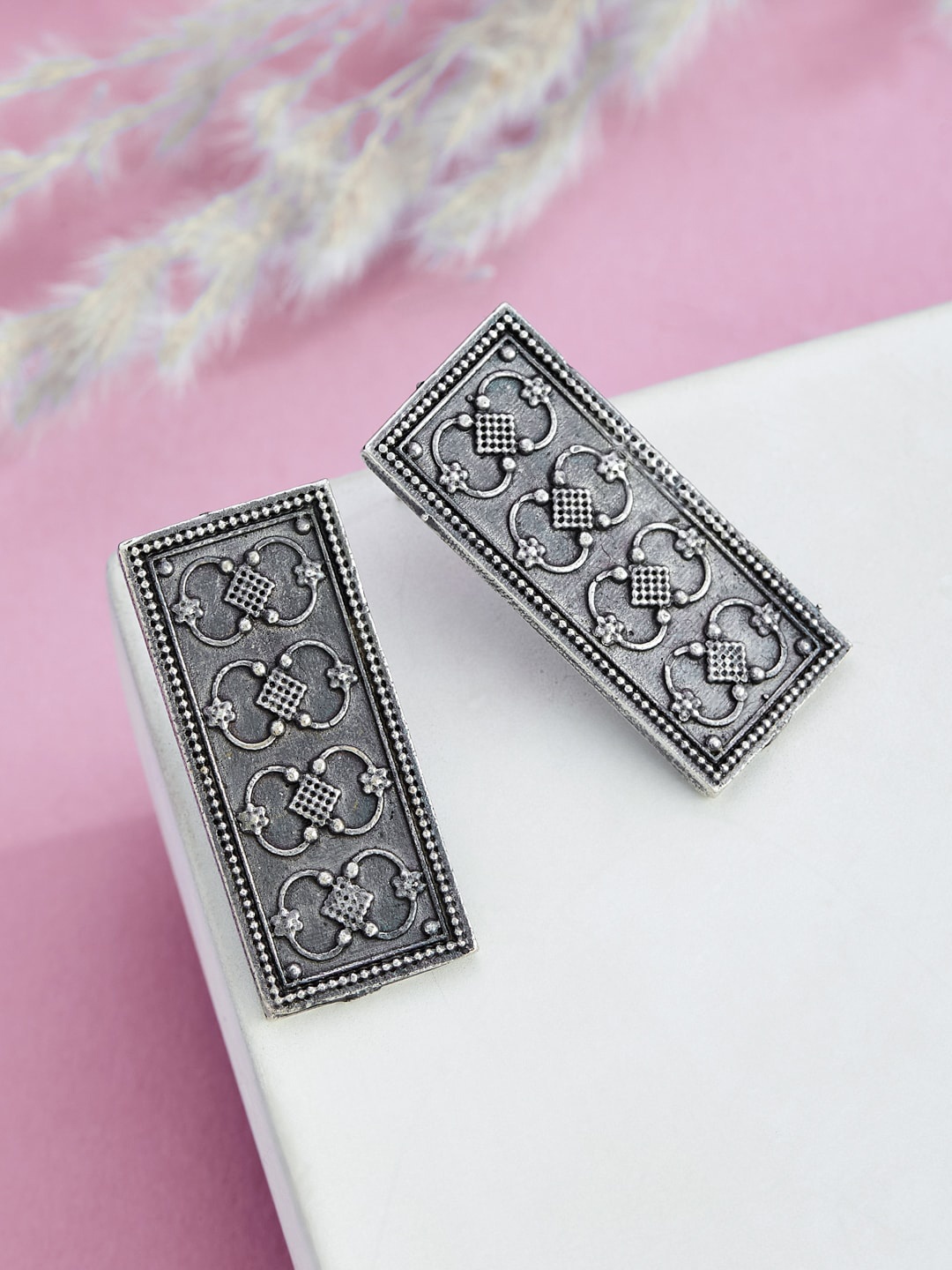 

ATIBELLE Silver-Plated Contemporary Studs Earrings
