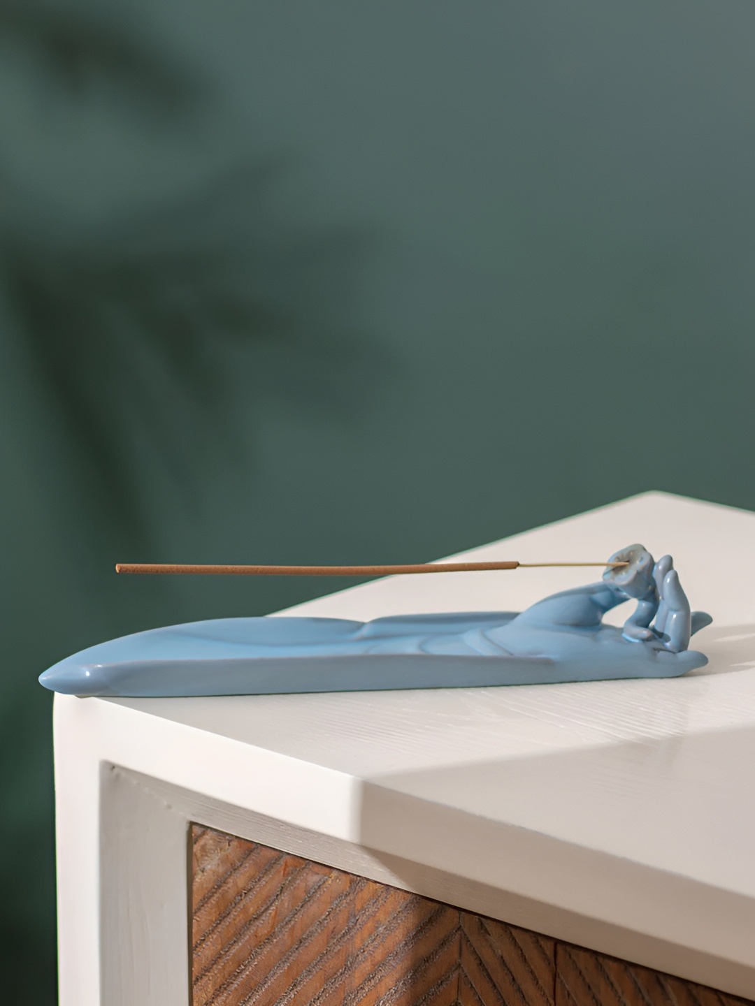 

THEDECORKART Blue Buddha's Hand Incense Stick Holder