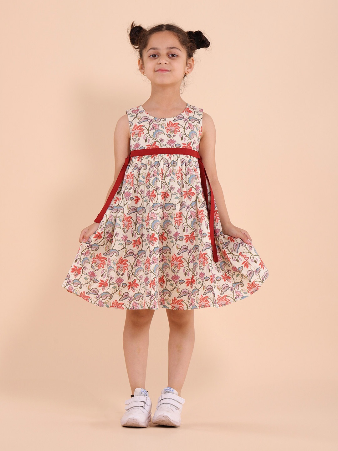 

Sangria Girls Floral Printed Pure Cotton Fit & Flare Ethnic Dress, Beige
