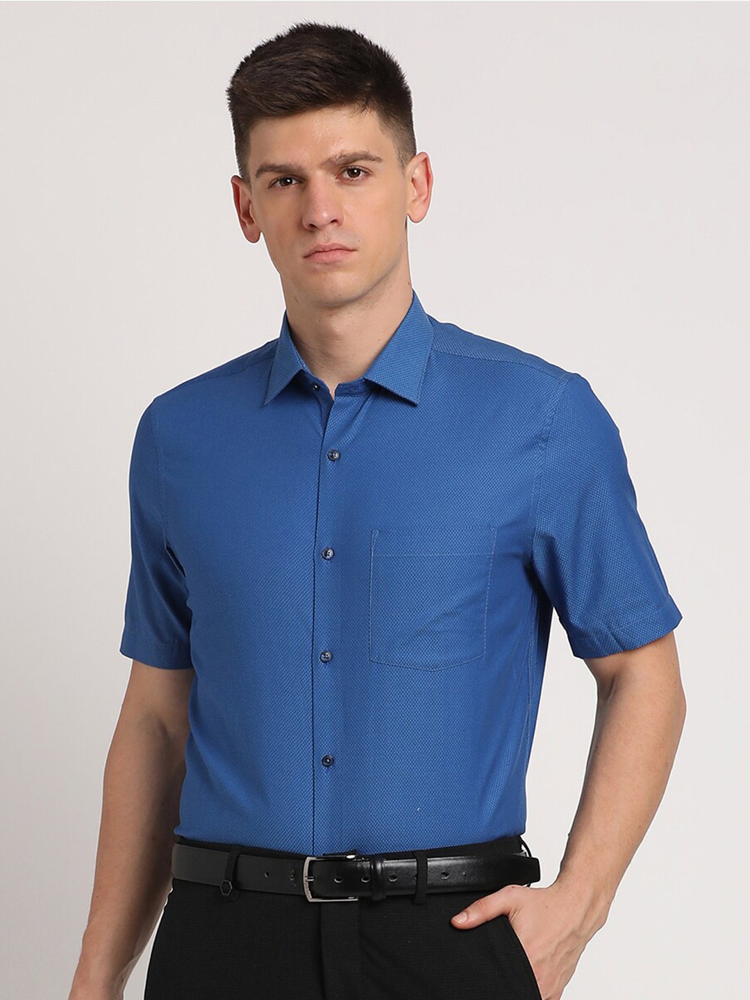 

Turtle Standard Dobby Pure Cotton Formal Shirt, Blue