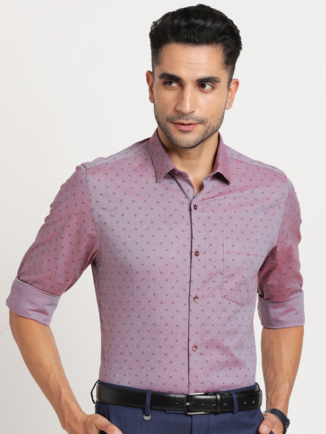 

Turtle Standard Micro Ditsy Printed Pure Cotton Formal Shirt, Maroon