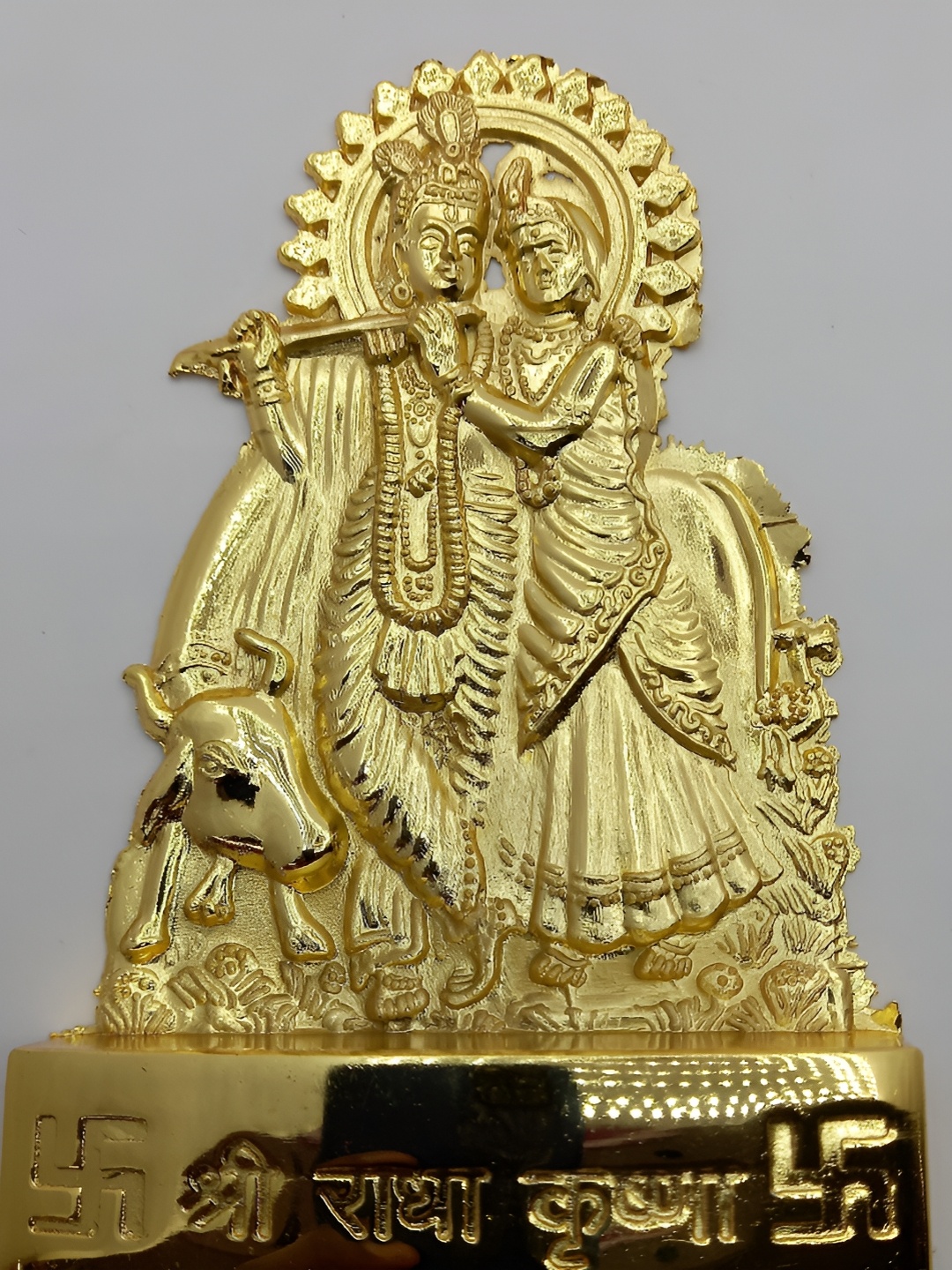 

Navyaksh Gold Toned Brass Radha Krishna Marble Decorative Showpiece