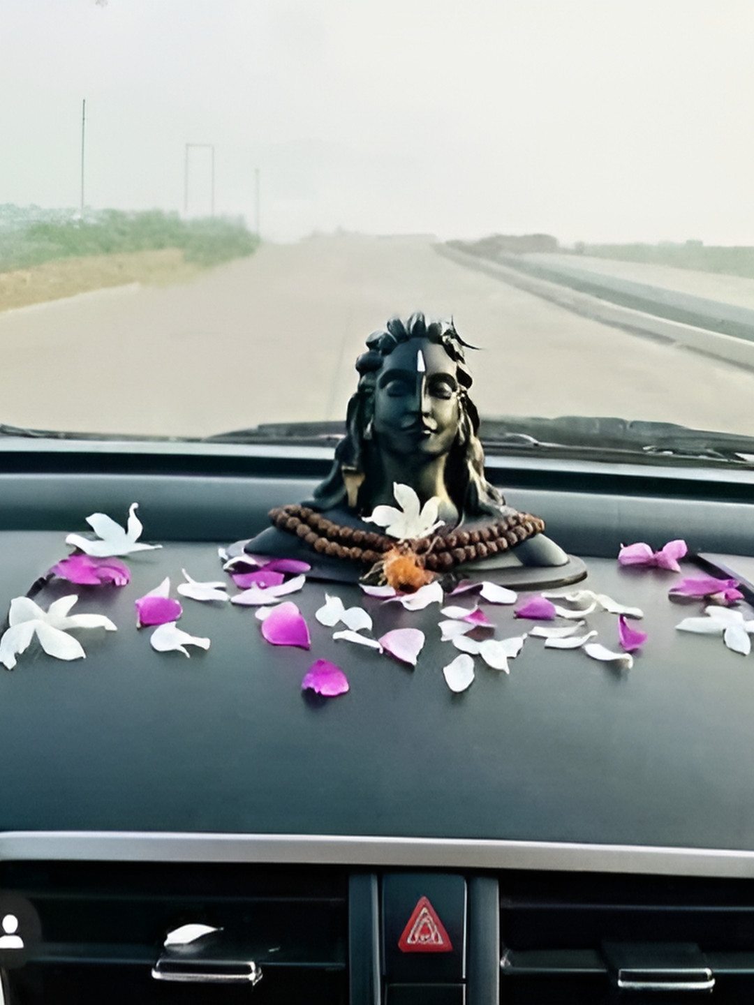 

Navyaksh Black Religious Idol Showpiece