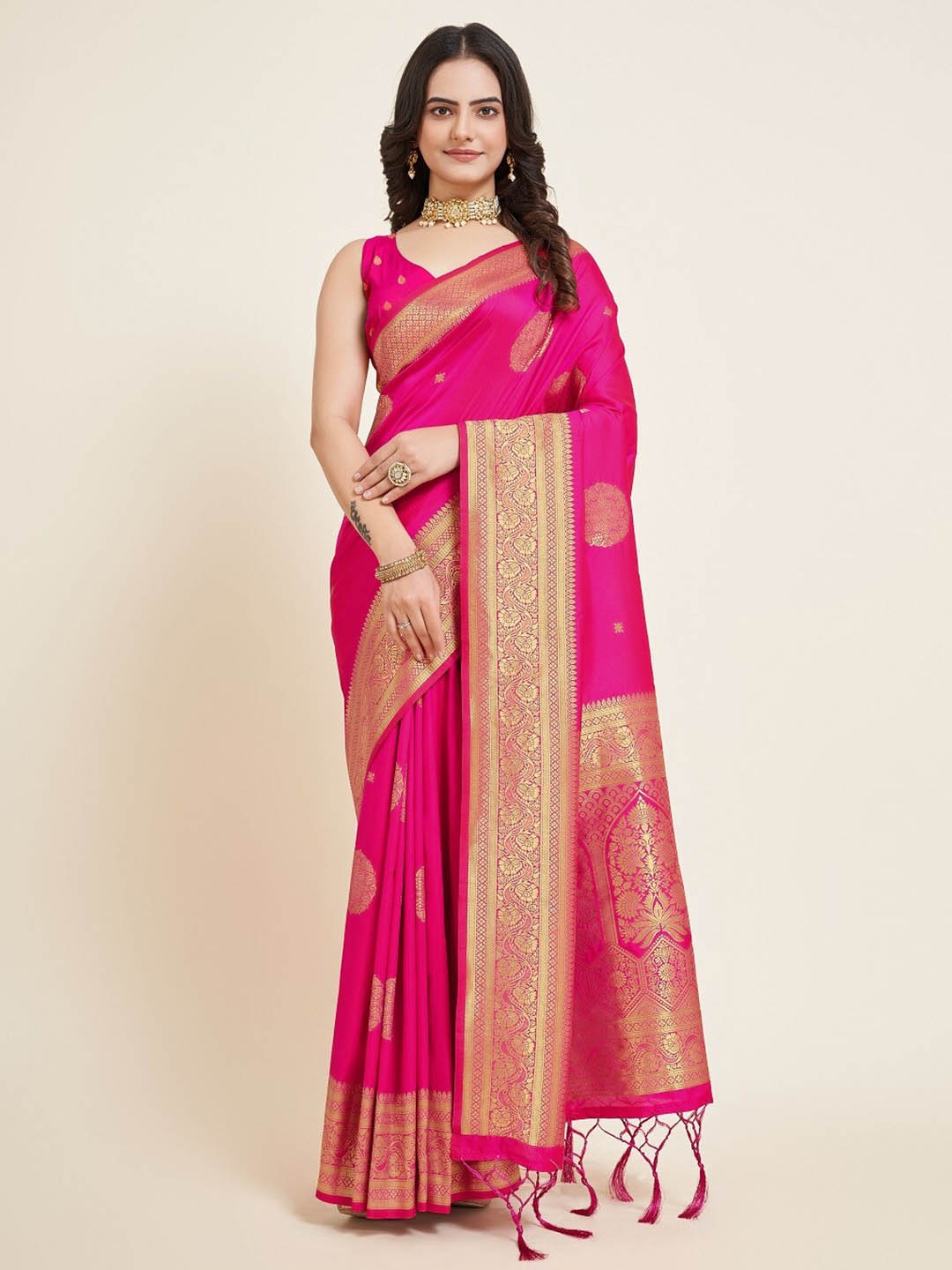 

Mitera Woven Design Zari Saree, Pink