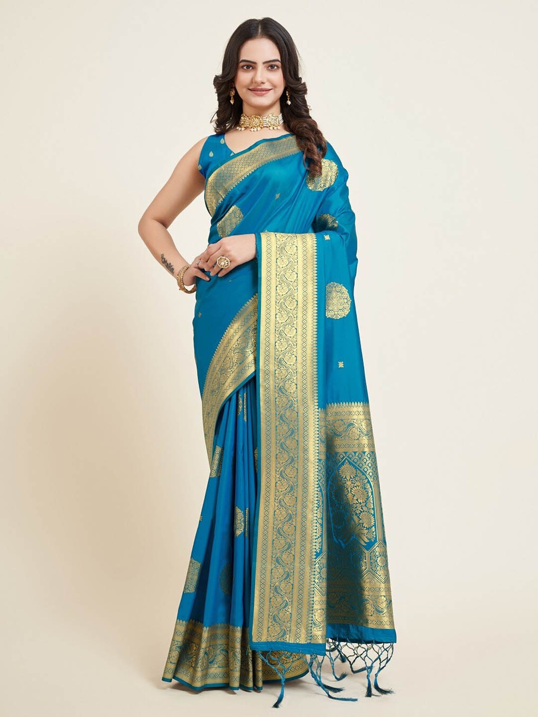 

Mitera Ethnic Motifs Woven Design Zari Saree, Blue