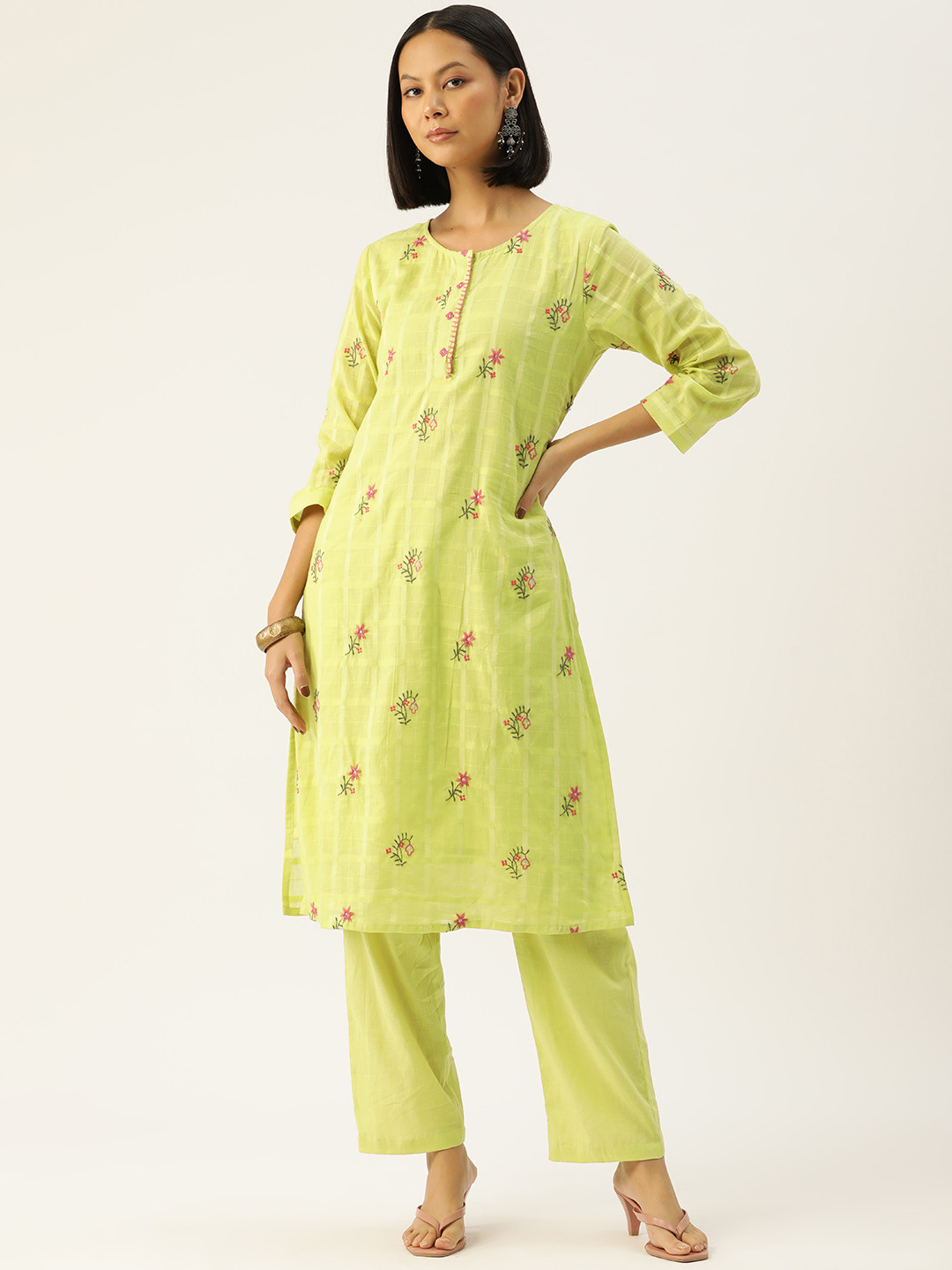 

MISRI Women Floral Embroidered Regular Pure Cotton Kurta with Palazzos, Green