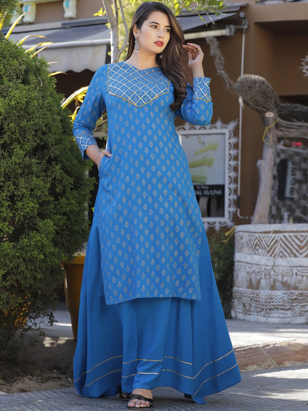 

BAESD Ethnic Motifs Printed Regular Gotta Patti Kurta with Skirt, Blue