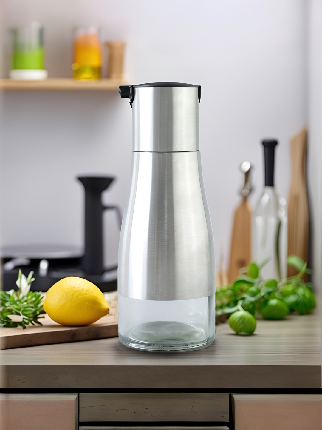 

The Better Home Silver-Toned Stainless Steel Oil Dispenser 350 ml