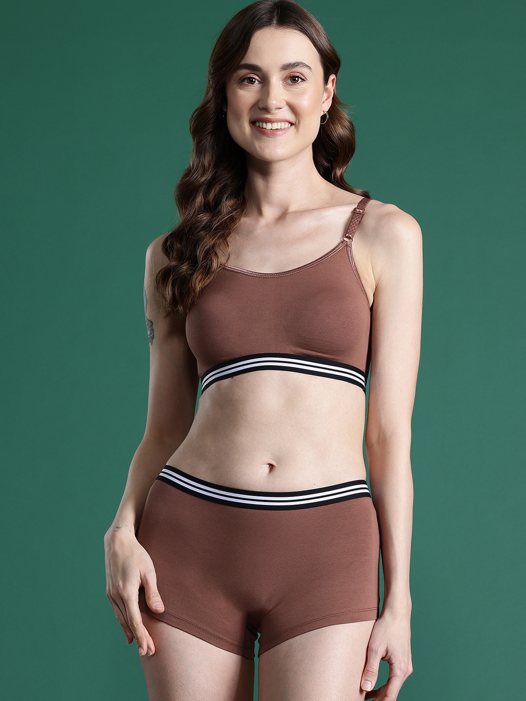 

DressBerry Non Padded Bra with Boy Shorts Lingerie Set, Brown