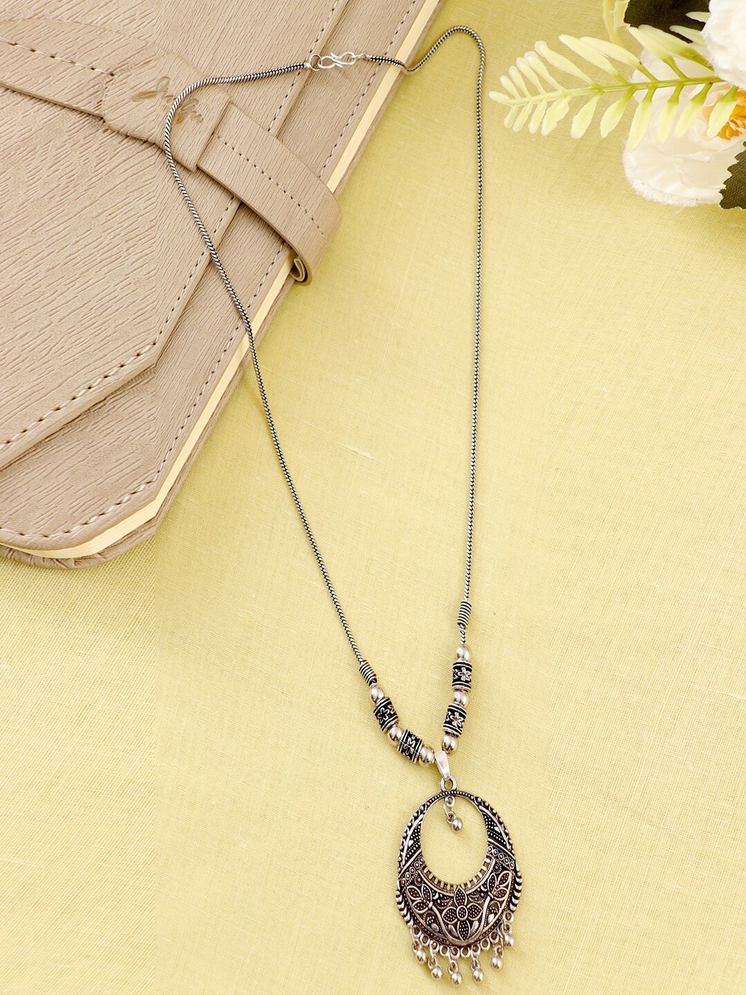 

UNIVERSITY TRENDZ Silver-Plated Necklace