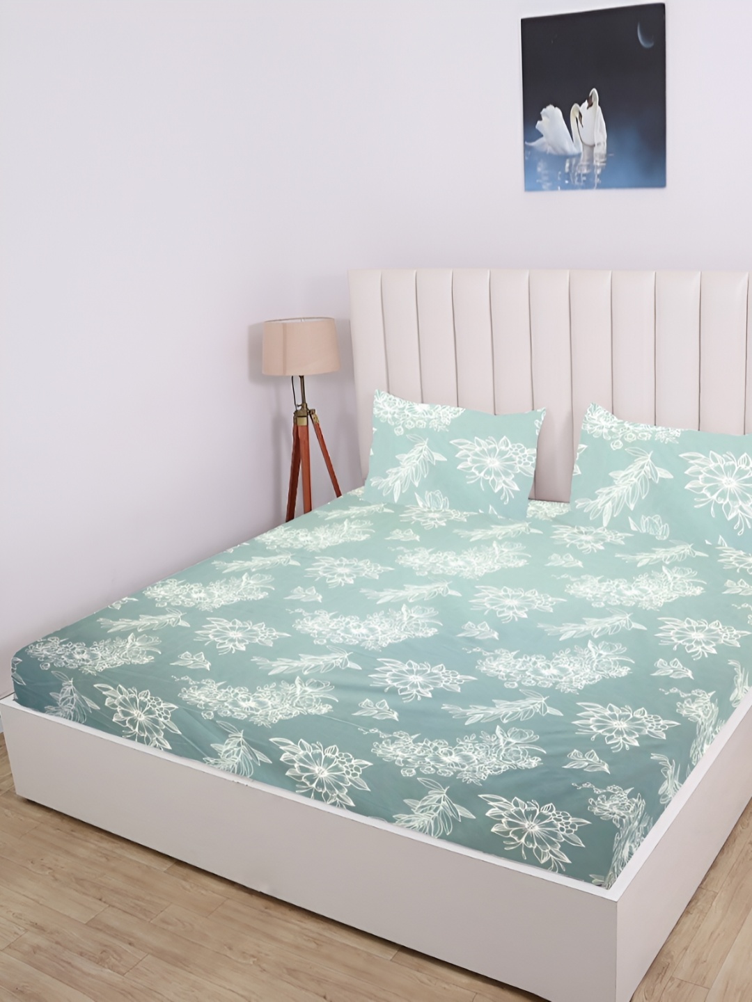 

RD TREND Blue Floral 210 TC Cotton King Fitted Bedsheet with 2 Pillow Covers