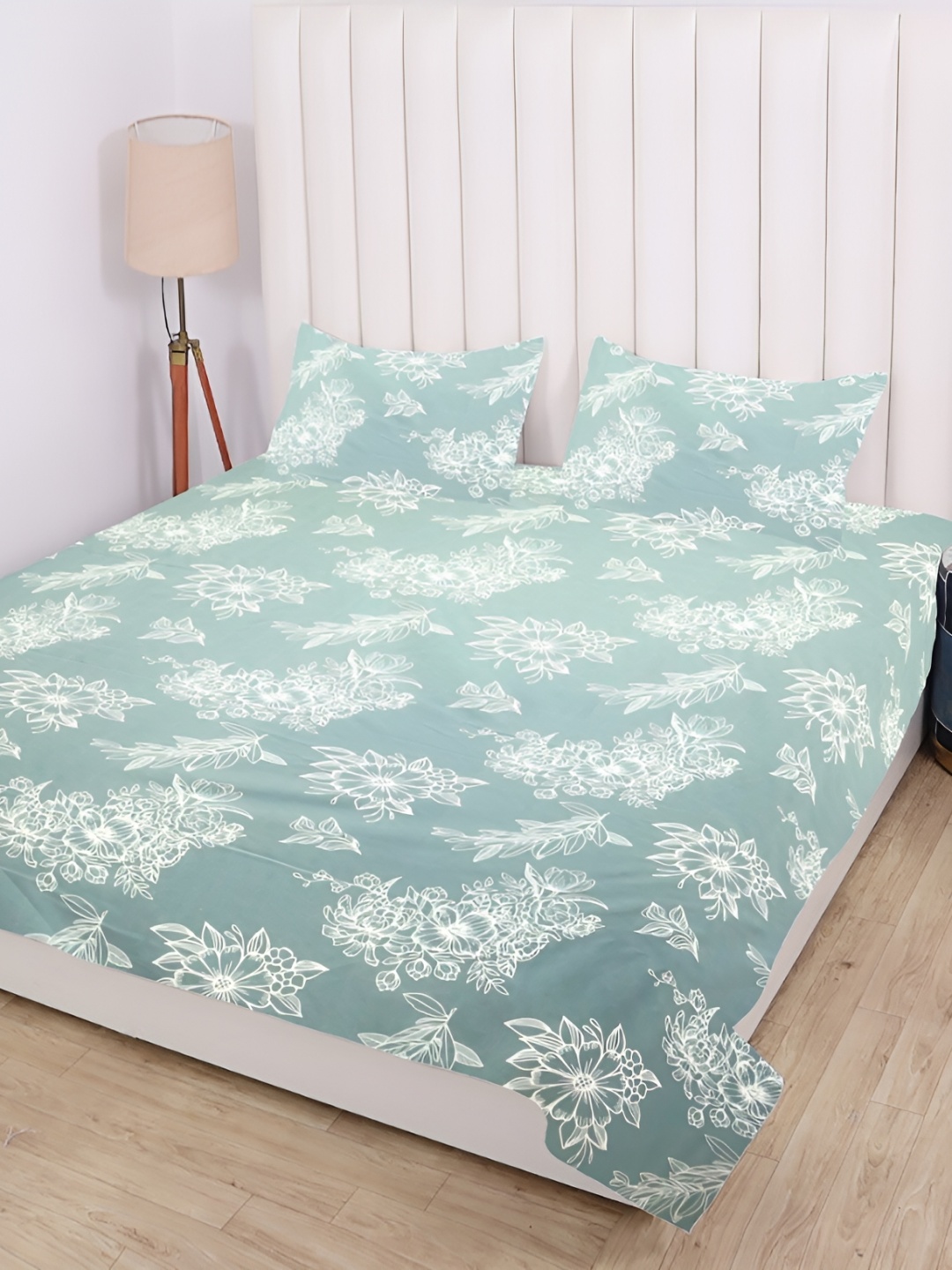 

RD TREND Blue Floral 210 TC Cotton King Bedsheet with 2 Pillow Covers