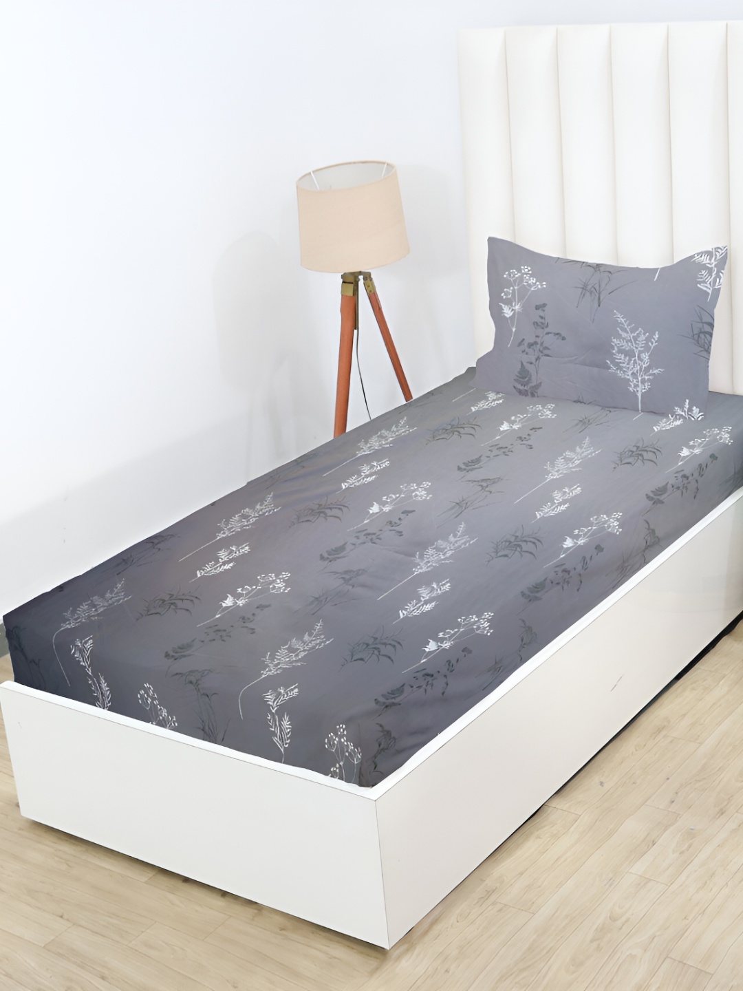

RD TREND Brown Floral 210 TC Cotton Single Fitted Bedsheet with 1 Pillow Covers, Grey