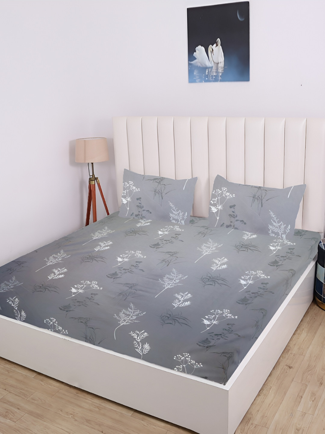 

RD TREND Grey Floral 210 TC Cotton King Fitted Bedsheet with 2 Pillow Covers
