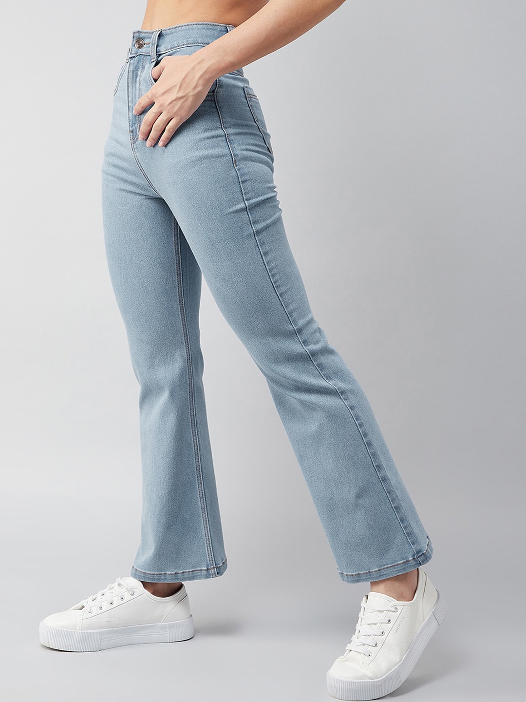 

DOLCE CRUDO Women Bootcut High-Rise Clean Look Stretchable Jeans, Blue