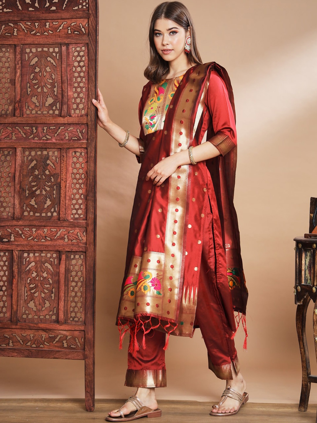 

VredeVogel Floral Regular Cotton Silk Kurta with Trousers & Dupatta, Maroon