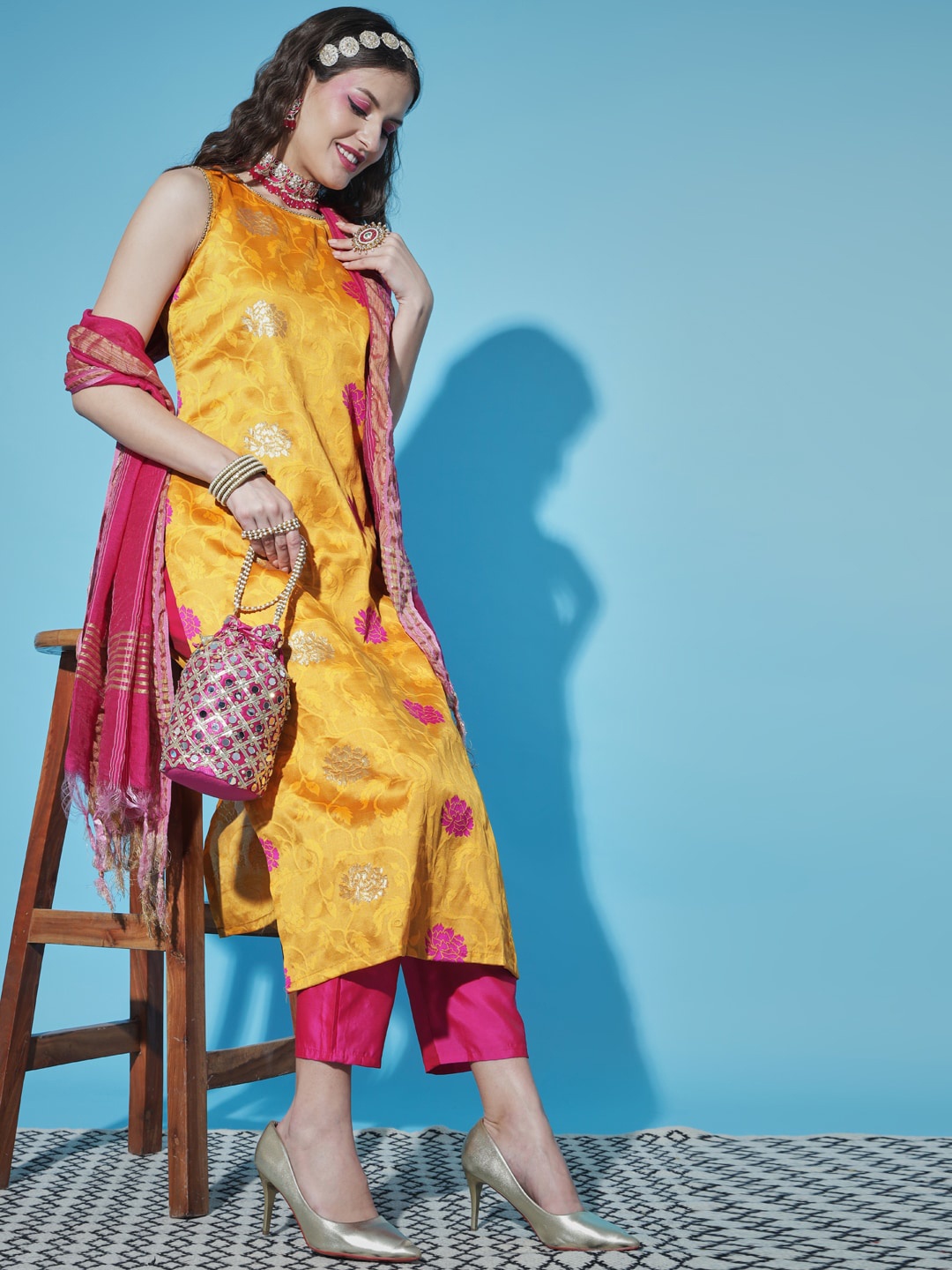 

VredeVogel Regular Kurta With Trousers & Dupatta, Yellow