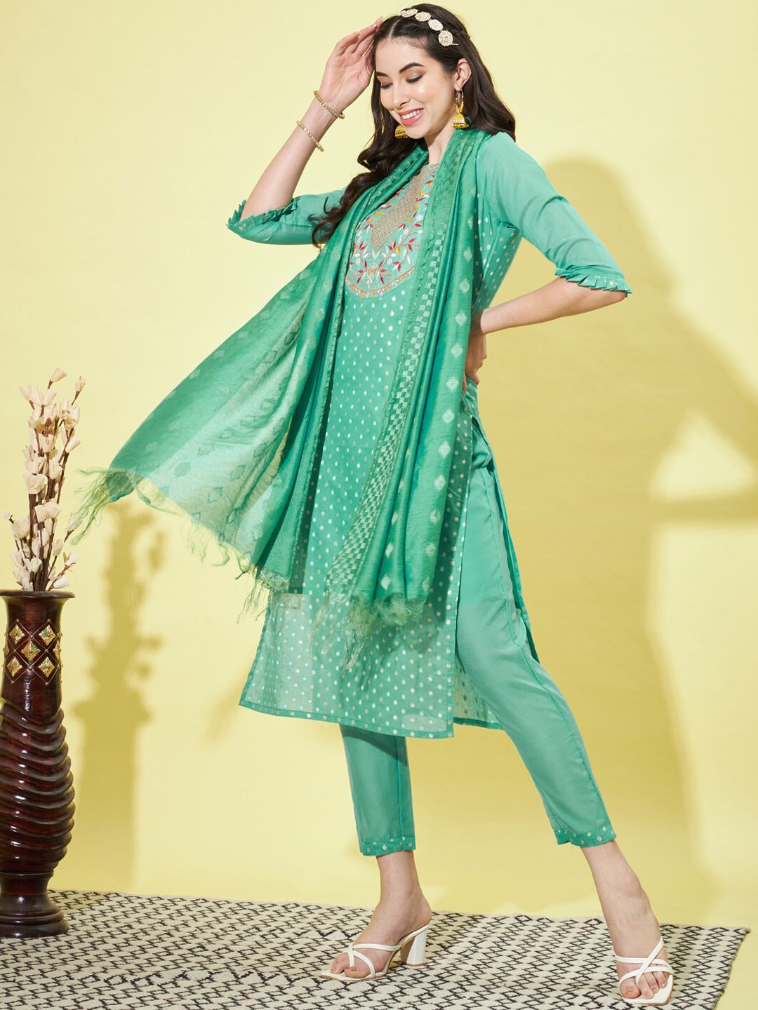 

VredeVogel Regular Thread Work Chanderi Silk Kurta With Trousers & Dupatta, Teal