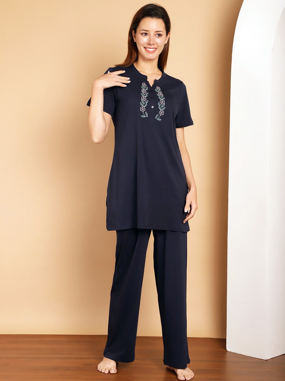 

Kanvin Floral Printed Modal Night Suit, Navy blue