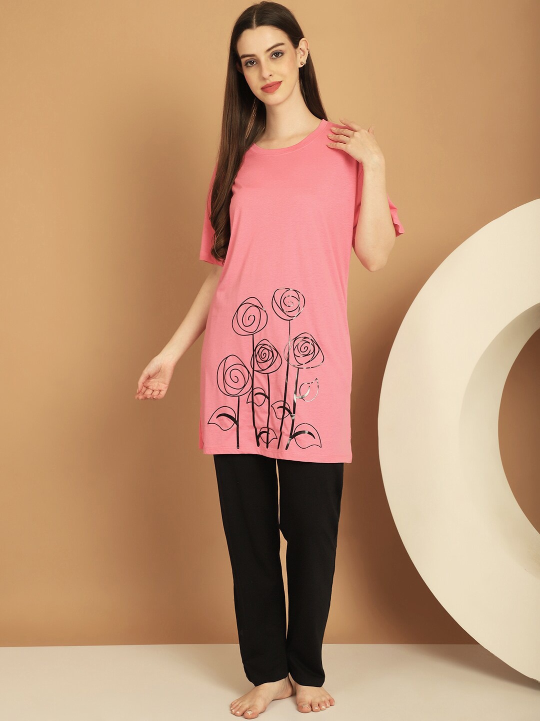 

Kanvin Floral Printed Night Suit, Pink