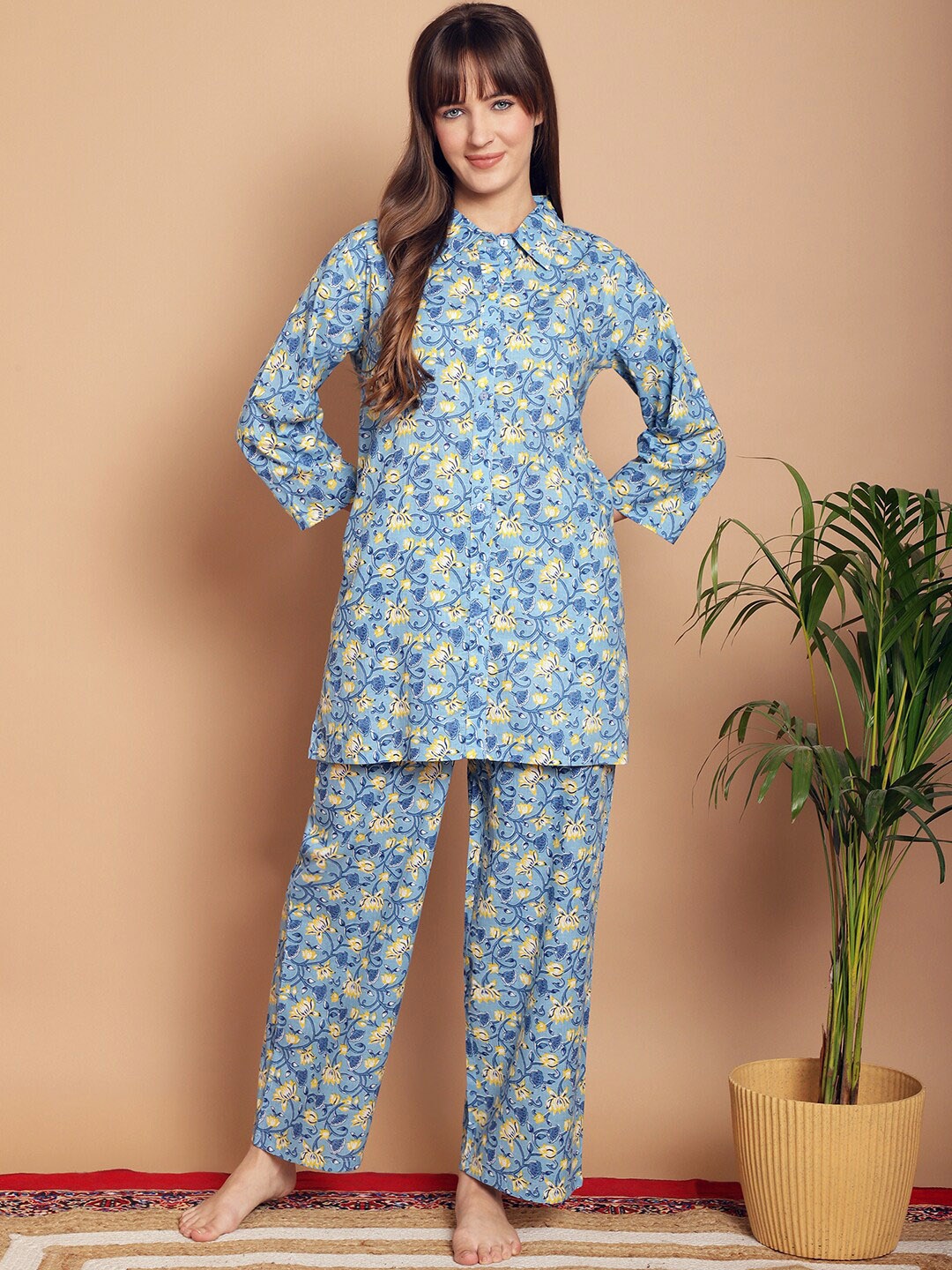 

Kanvin Floral Printed Shirt Collar Pure Cotton Kurti With Pyjamas, Blue
