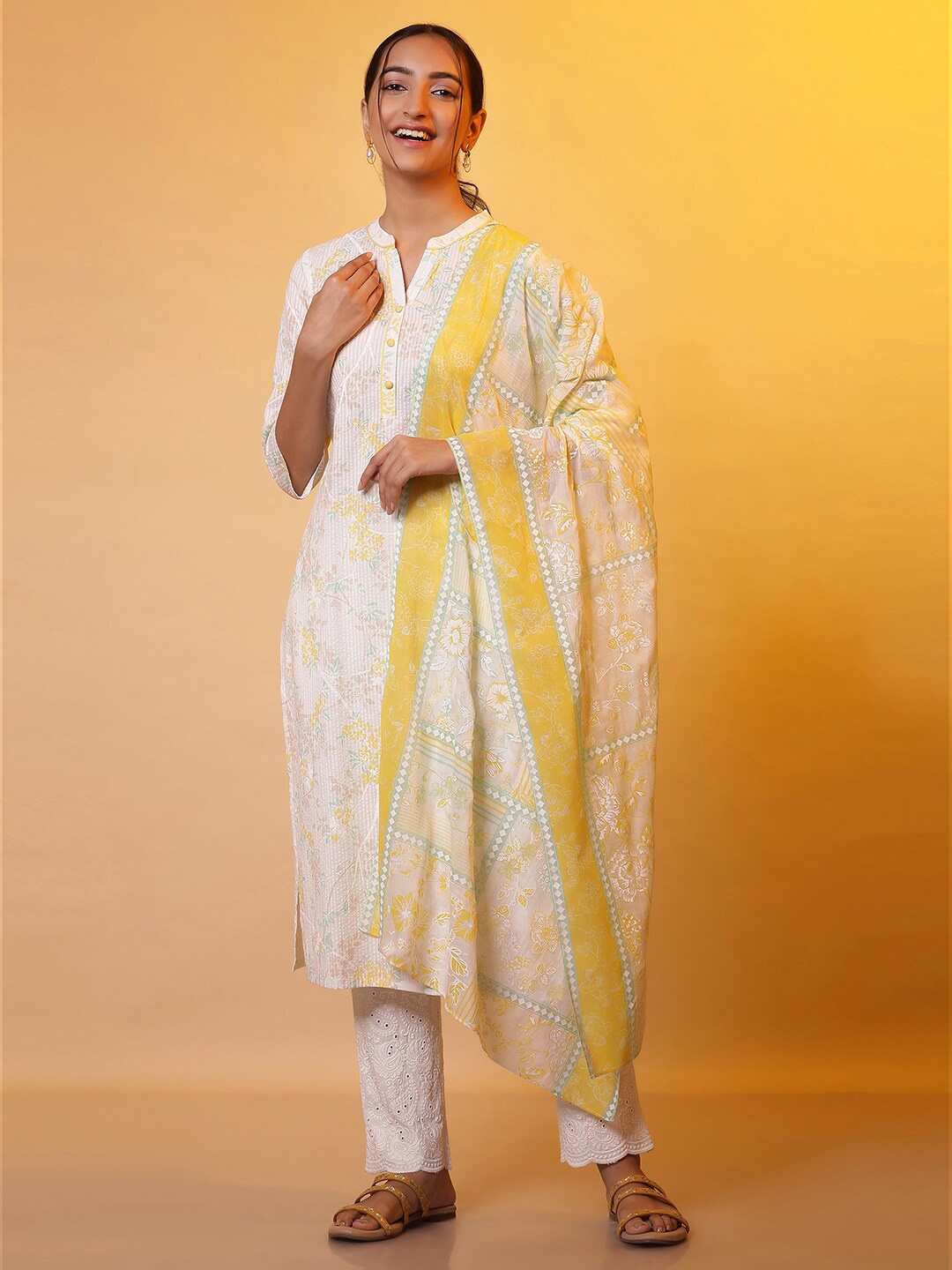 

AURELIA Floral Printed Dupatta, Yellow