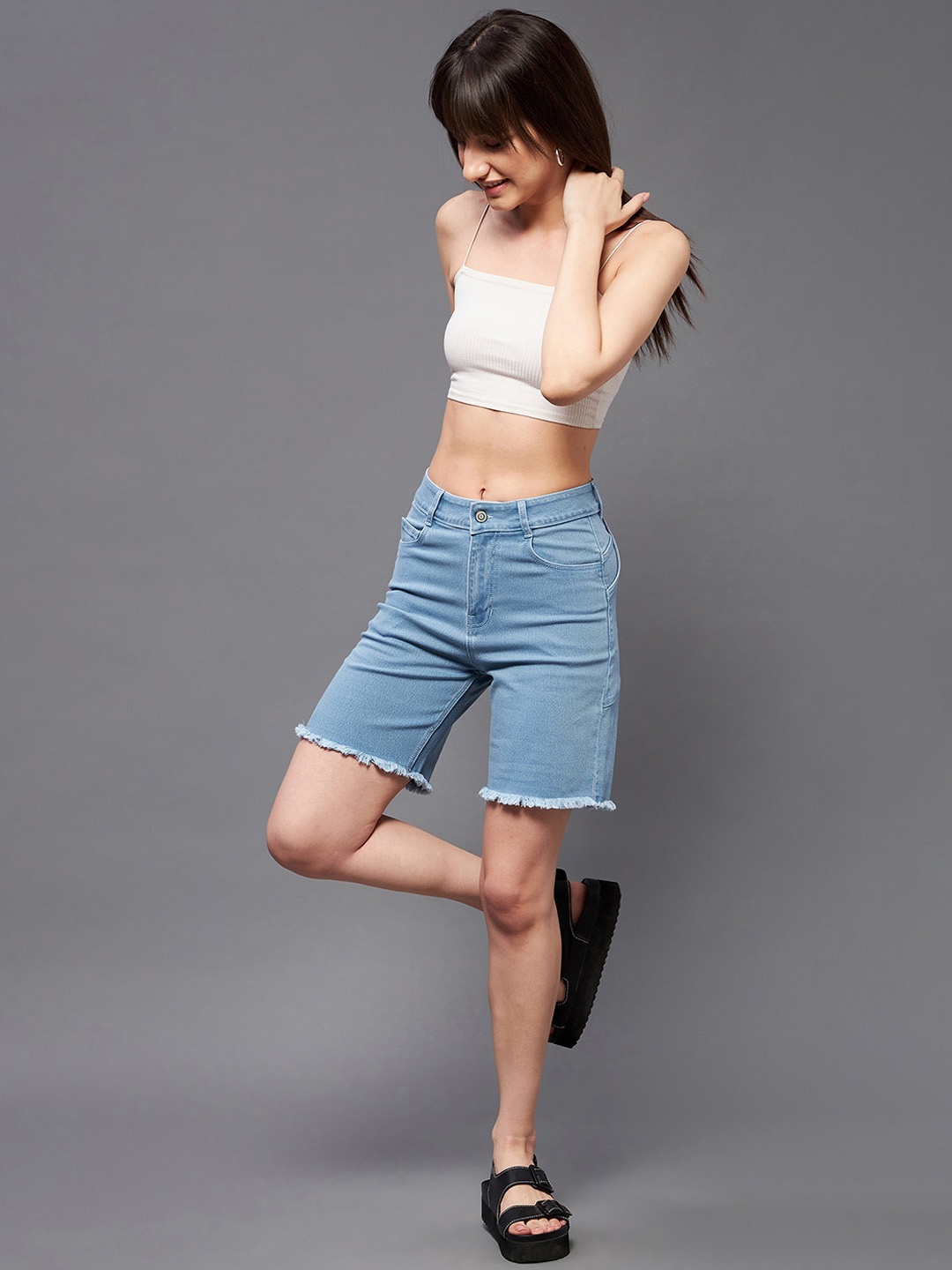 

Miss Chase Women's Regular High Rise Clean Look Above Knee Stretchable Denim Shorts, Blue