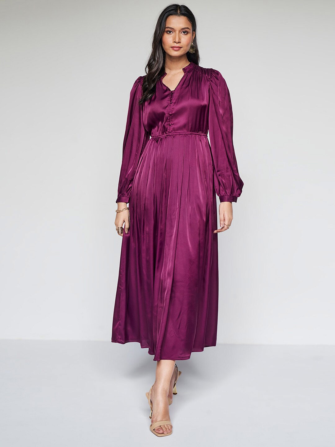 

AND Cuffed Sleeves Mandarin Collar Pleated Fit & Flare Midi Dress, Purple