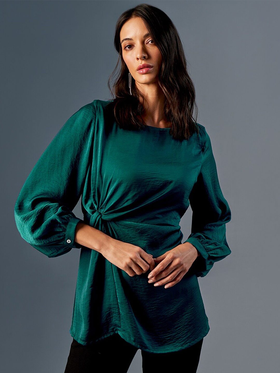 

AND Round Neck Cuffed Sleeves Top, Green