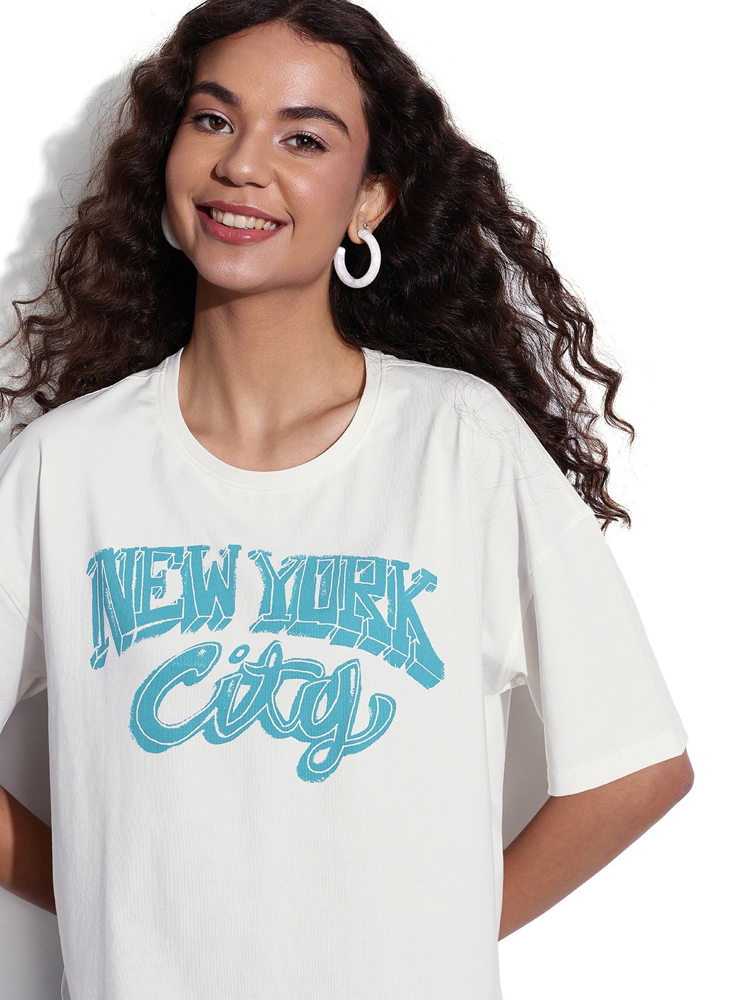 

DressBerry Big Apple Scape NYC print Oversized T-shirt, White