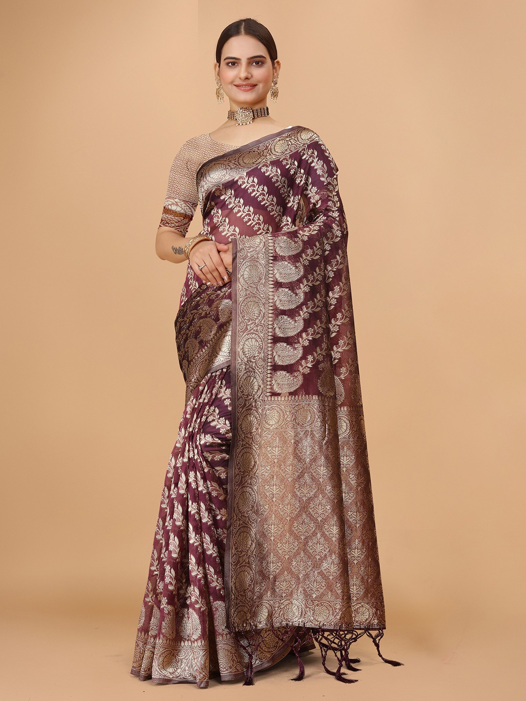 

DRIZOMIZ Ethnic Motifs Woven Design Zari Organza Saree, Purple