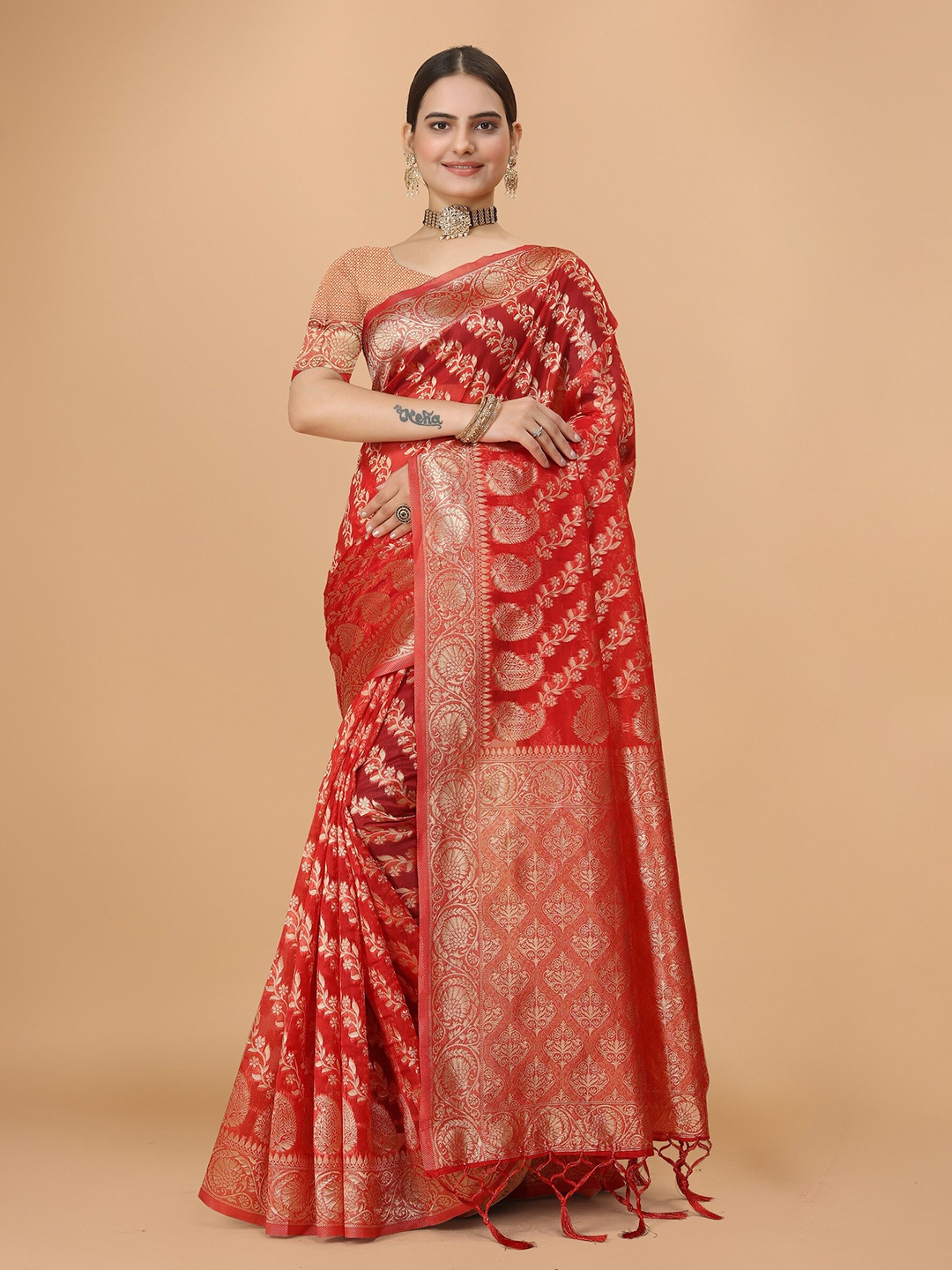 

DRIZOMIZ Woven Design Zari Organza Saree, Red