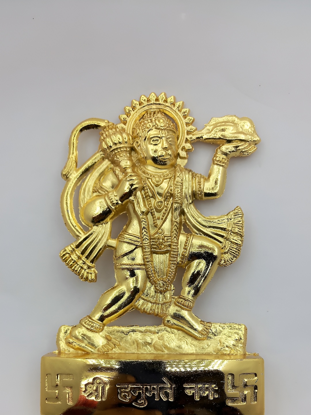 

Navyaksh Gold-Toned Brass Hanuman Decorative Showpiece