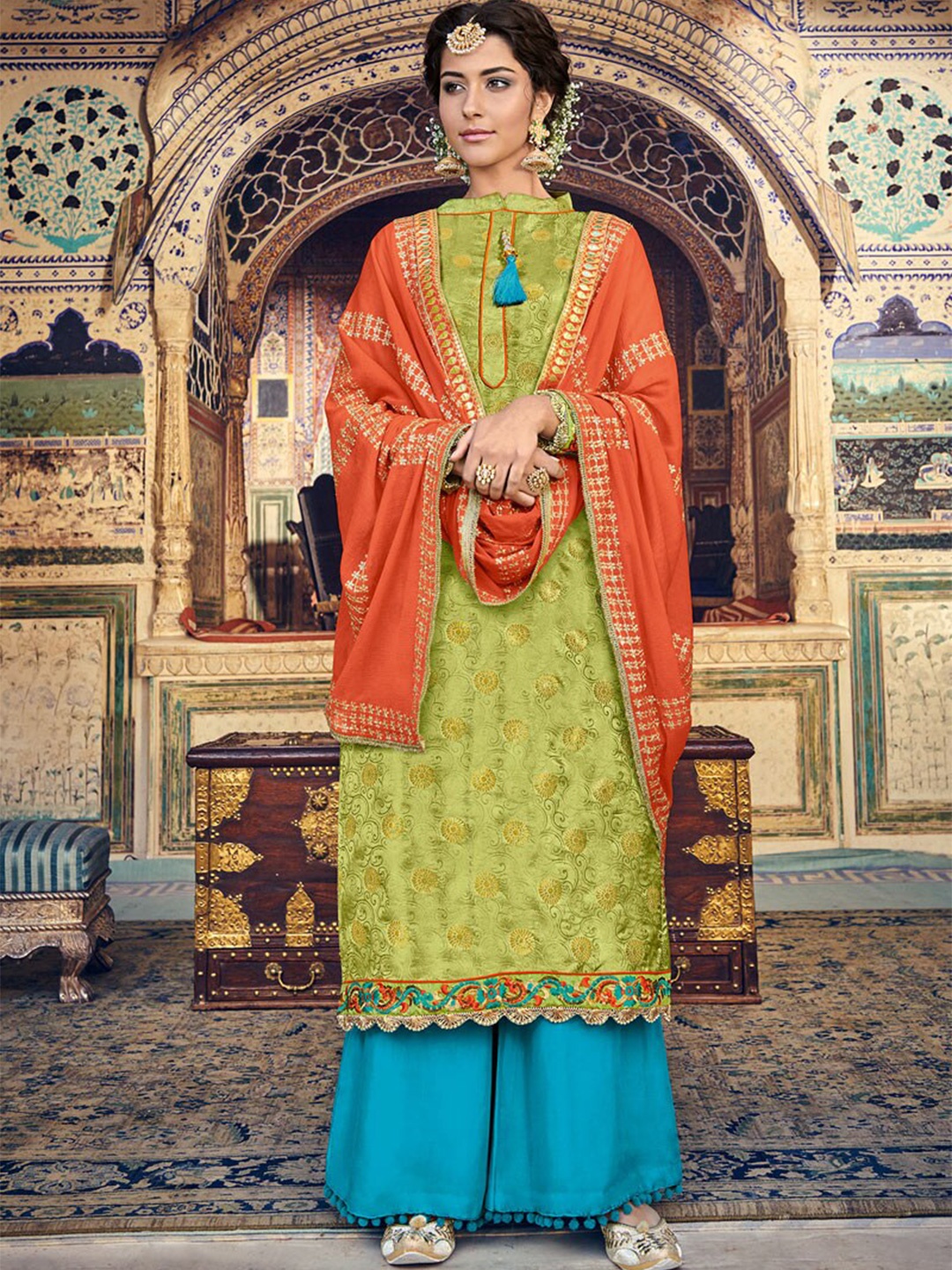 

Chandbaali Embroidered Art Silk Semi-Stitched Dress Material, Green
