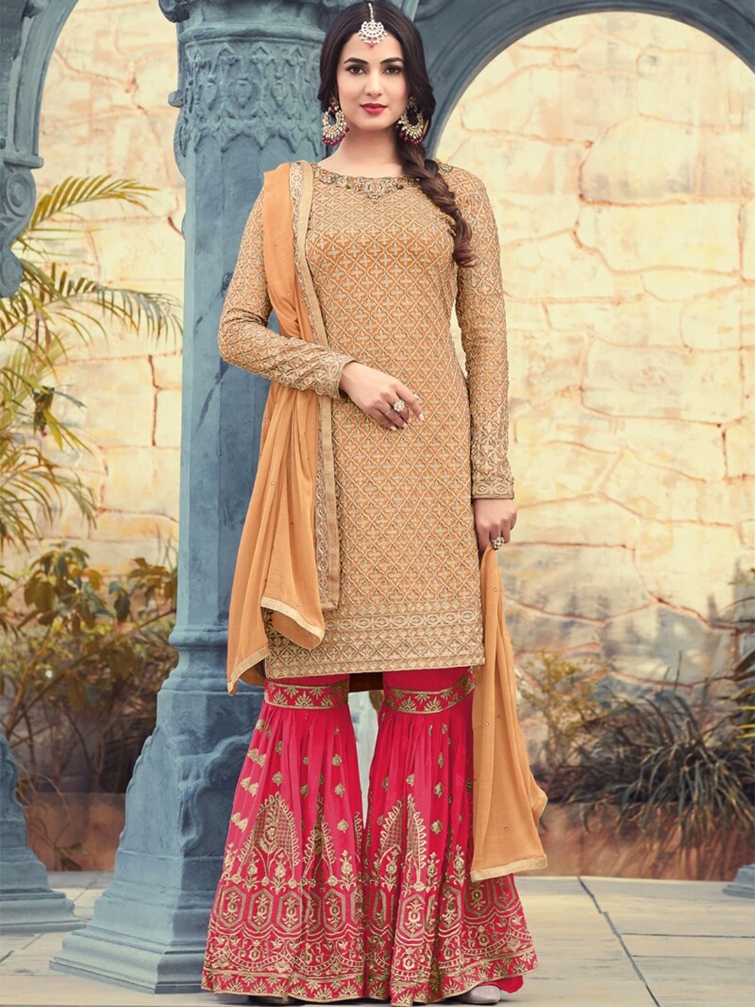 

Chandbaali Embroidered Zari Georgette Semi-Stitched Dress Material, Peach