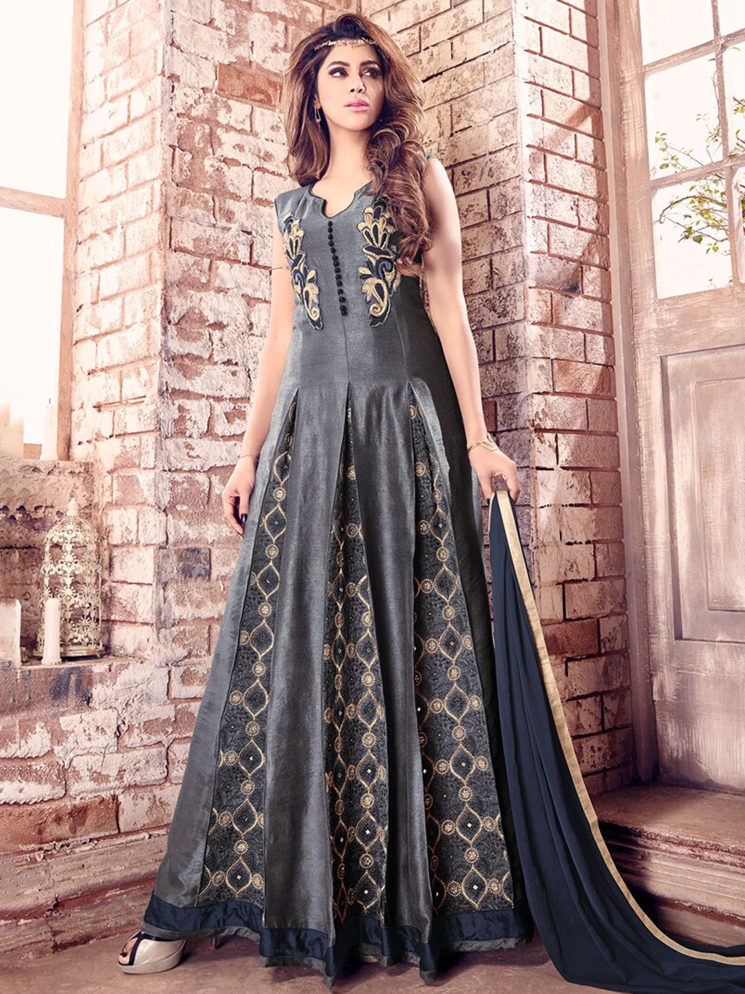 

Chandbaali Embroidered Semi-Stitched Dress Material, Grey
