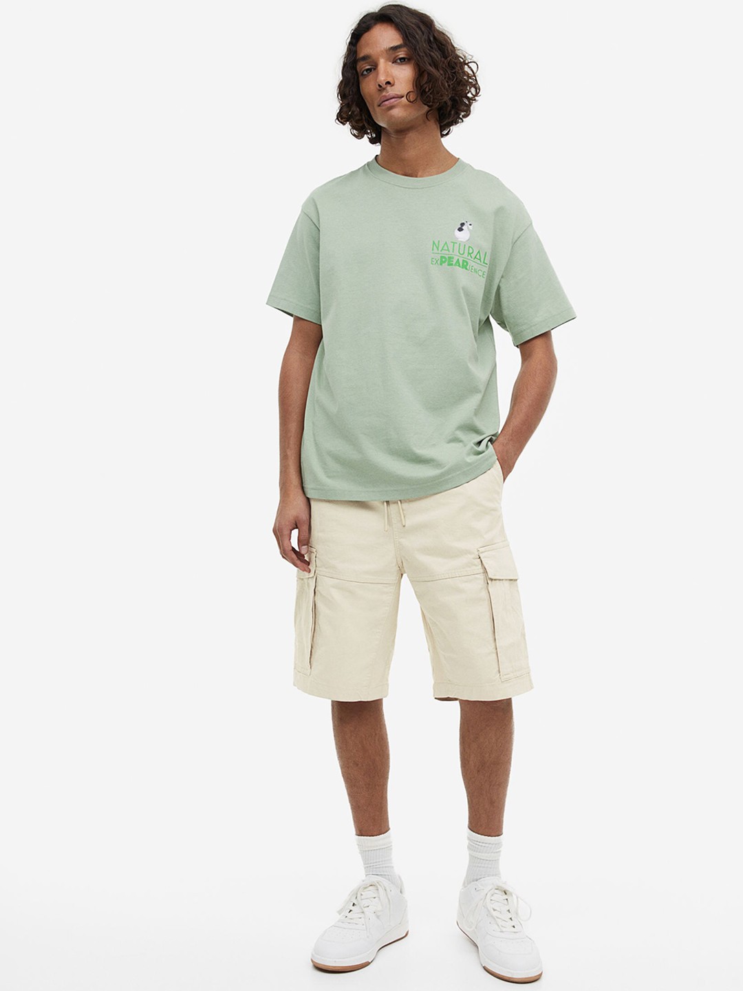 

H&M Men Regular Fit Twill Cargo Shorts, Beige
