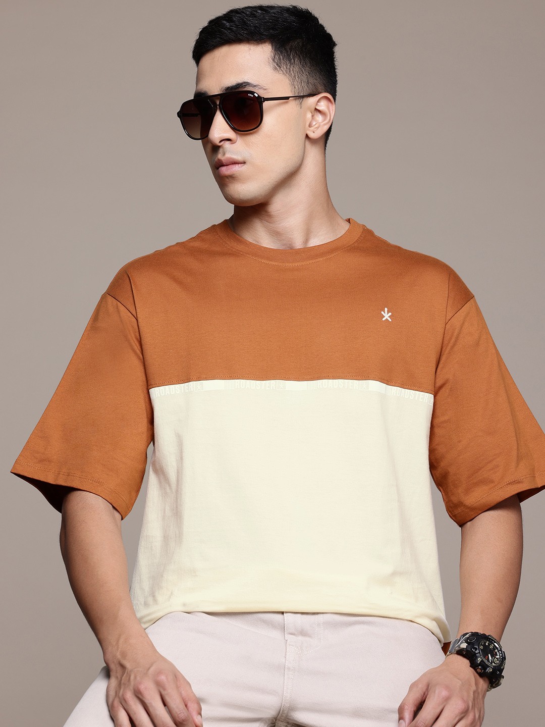 

The Roadster Lifestyle Co. Colourblocked T-shirt, Cream