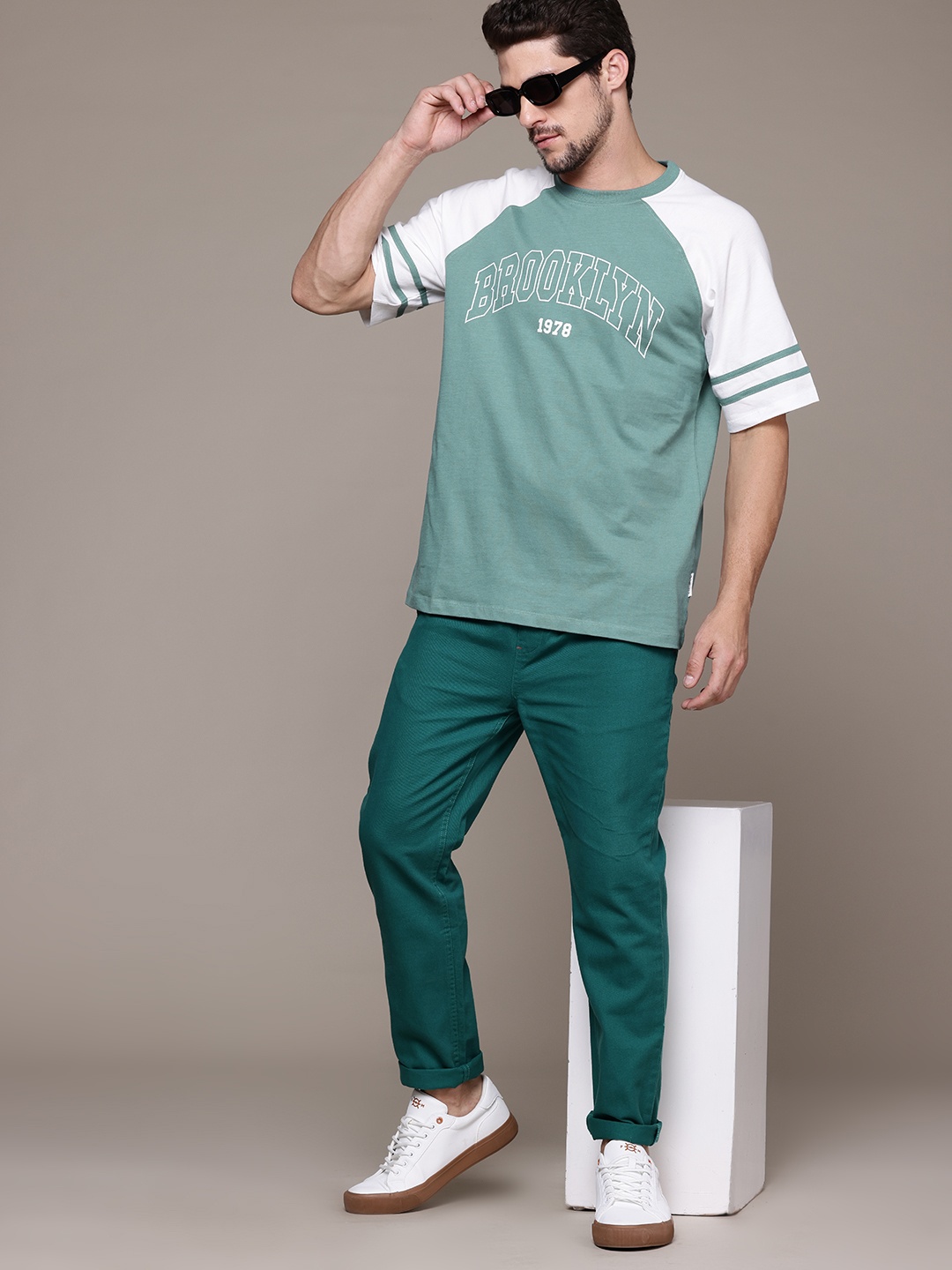 

The Roadster Lifestyle Co. Relaxed Fit Printed Pure Cotton T-shirt, Green